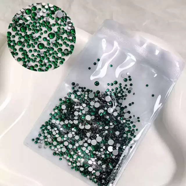 Colored Diamonds Dark Green 6# 1440pcs