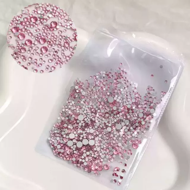 Colored Diamonds Light Pink 9# 1440pcs