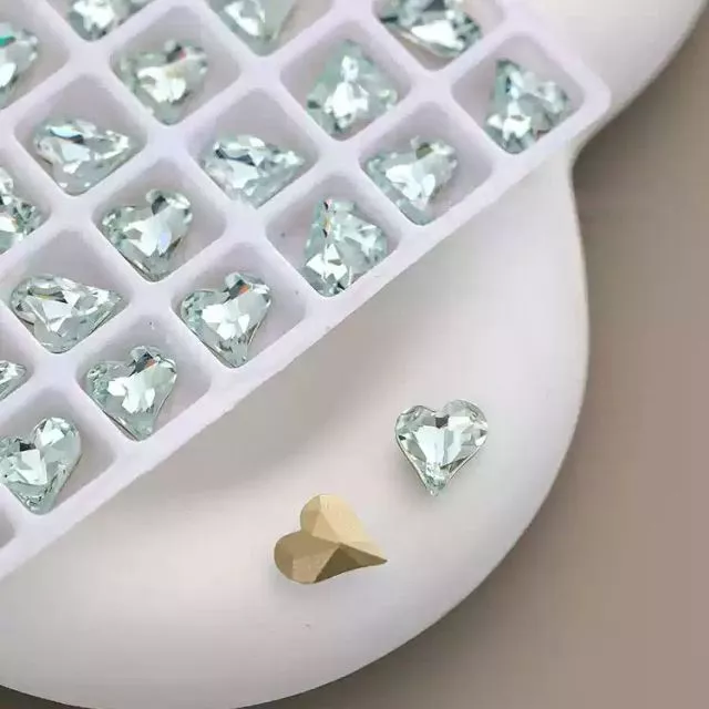 Nail Diamonds 653-14 2pcs