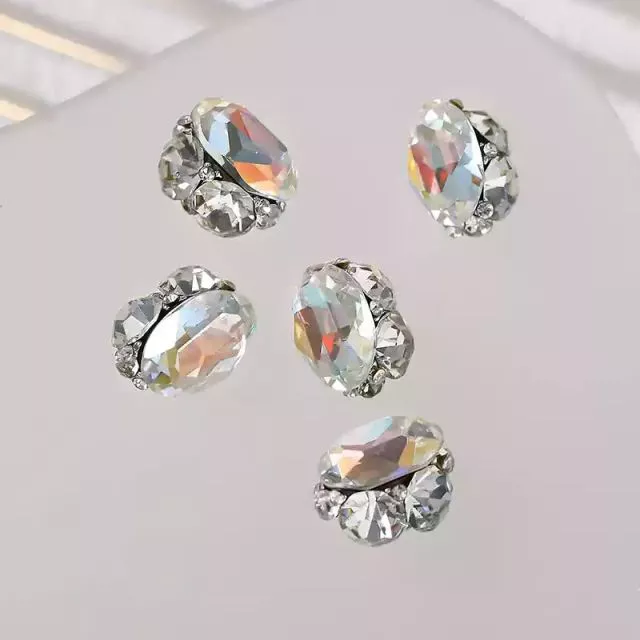 Nail Diamond Cognac White 11 x 13mm 2 pcs