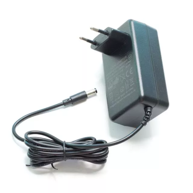 Power Supply Dongguan 24V/2A, 48W, 2.1/5.5 mm Plug