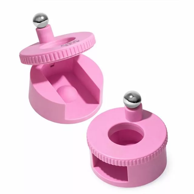 Rotating Cat Eye Magnet Pink