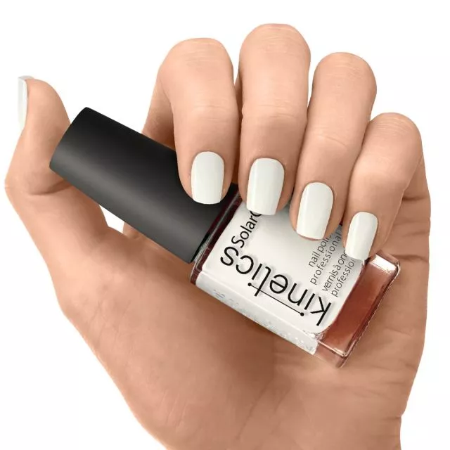Kinetics SolarGel Professional Nail Polish #672